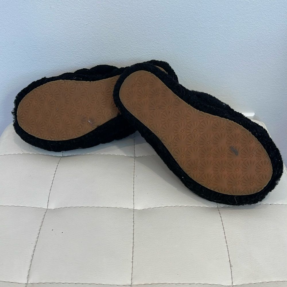 Ugg Black Slippers (1098494K) - Picture 3 of 4